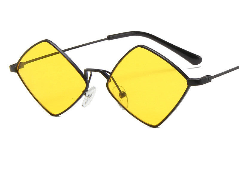 Retro Diamond Metal Sunglasses – Irregular Stylish Eyewear 🕶️✨ - GM Traders