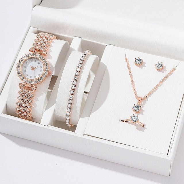 Diamond Women Watches Luxury Fashion Rhinestone Quartz Bracelet Wrist Watch For Women - GM Traders