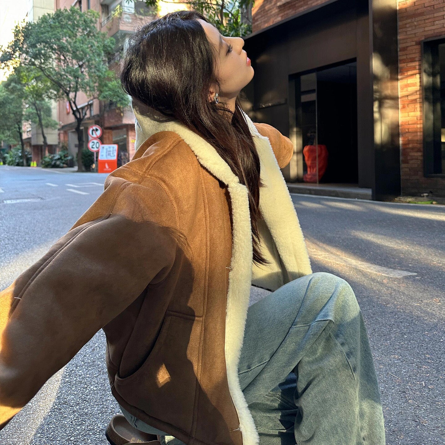 Mid-Length Loose Cotton Coat with Large Fur Collar – Apricot Geometric (S–2XL) | Winter