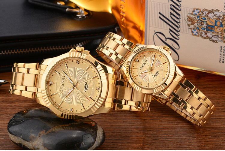 “Men’s & Women's Luxury Gold Watch – Stainless Steel Dress Timepiece” ⌚✨ - GM Traders