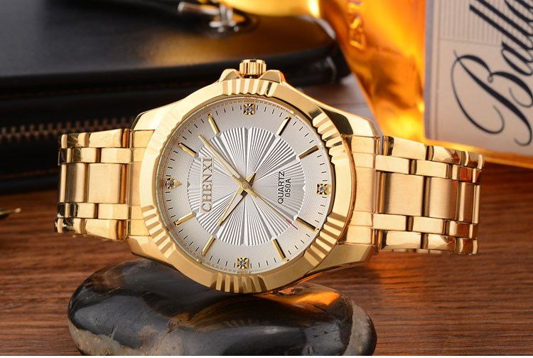 “Men’s & Women's Luxury Gold Watch – Stainless Steel Dress Timepiece” ⌚✨ - GM Traders