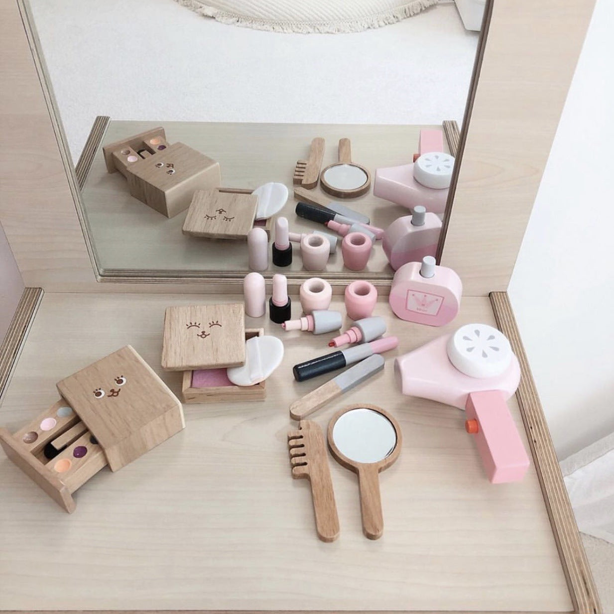 Fashion Wooden Portable Cosmetics Toy Set - GM Traders