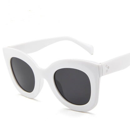 “Women’s Cat Eye Sunglasses – Fashionable UV Protection Eyewear” 🕶️✨ - GM Traders