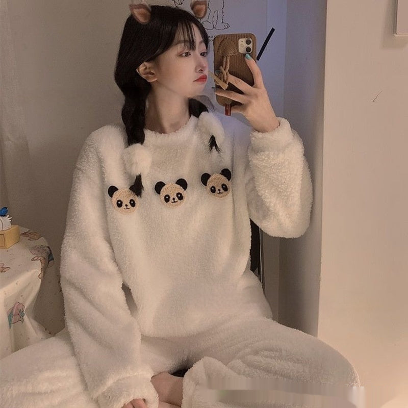 Women's Round Neck Fleece-Lined Thickened Pajamas – Cute Bear Design | Winter