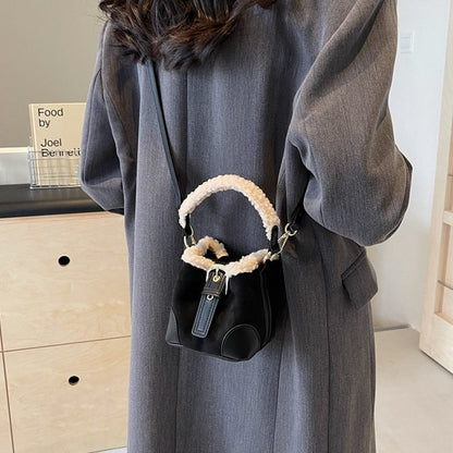 Crossbody Bags Women Shoulder Bag Casual Retro Plush Bag Versatile Plush Designer Bags Purse And Handbags Female Bags - GM Traders