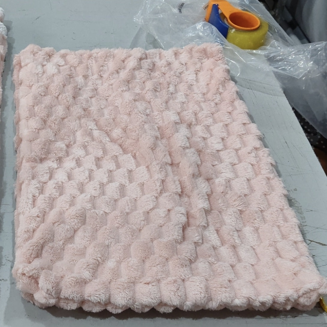 Coral Flannel Winter Thermal Blanket – Thickened Four Seasons Cover Blanket